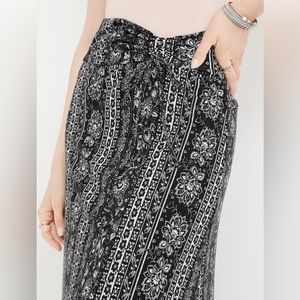 Black & white floral Maxi skirt size large (12-14) by joe B